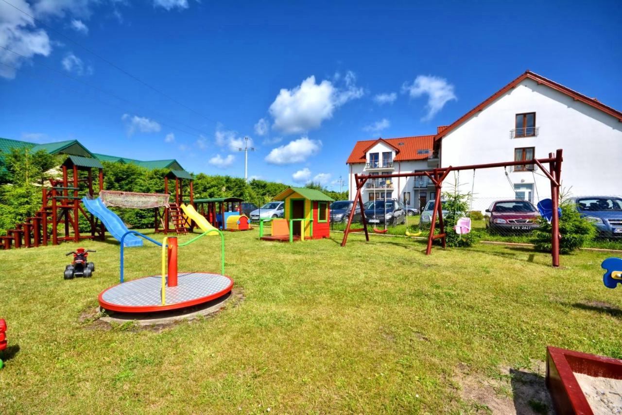 Duet II Karwia Exterior photo