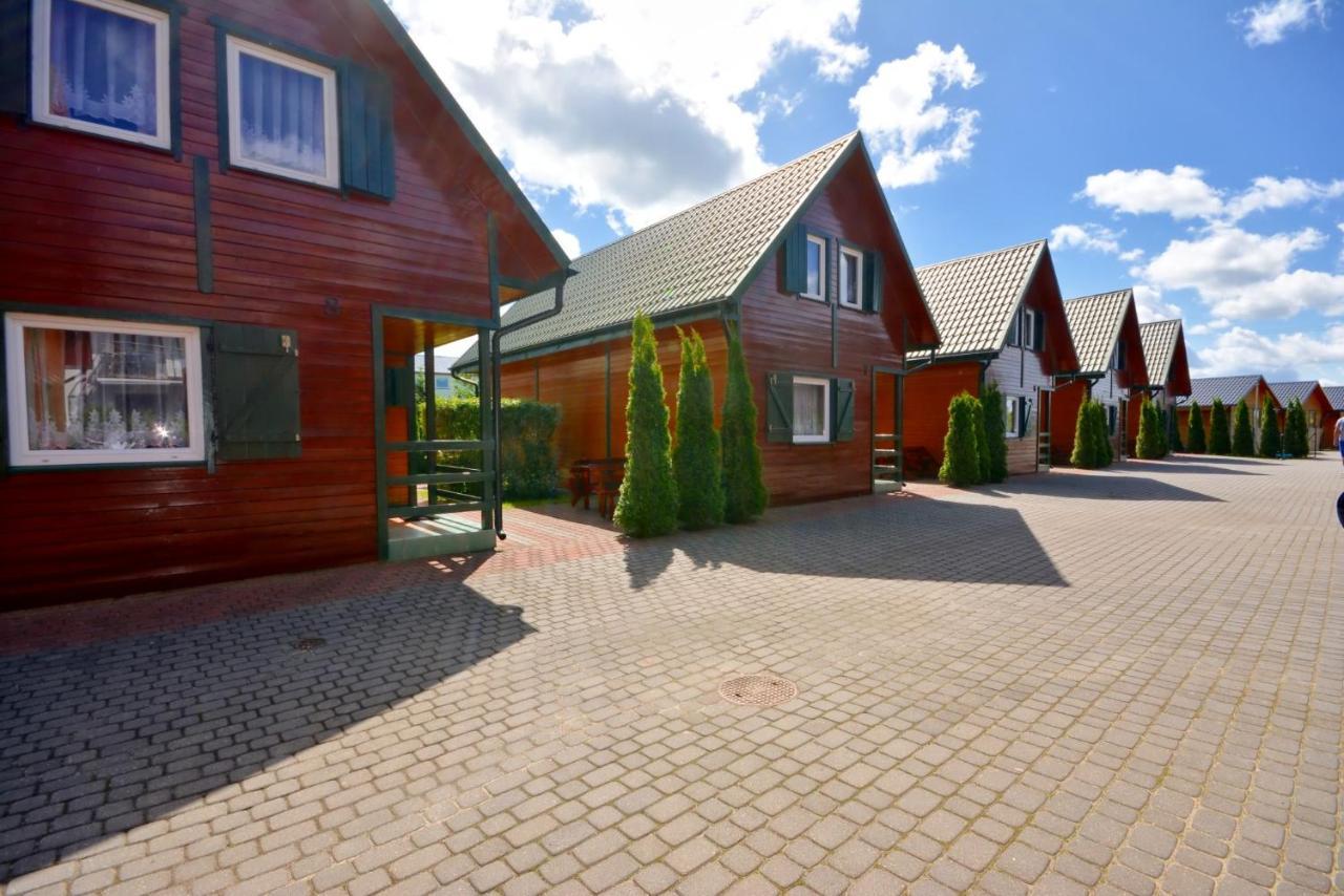 Duet II Karwia Exterior photo